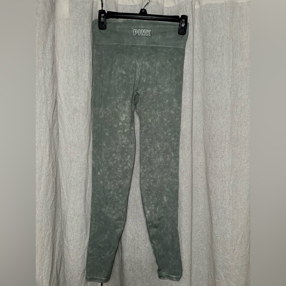 Seamless PINK Ultimate Leggings Small